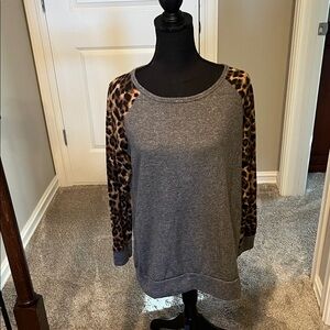 Bellamie Gray Sweatshirt with Leopard Sleeves